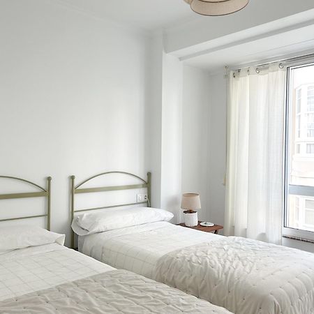 Apartamento Turistico En Pleno Centro De Ferrol Apartment Ngoại thất bức ảnh